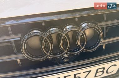 Седан Audi A6 2022 в Львове