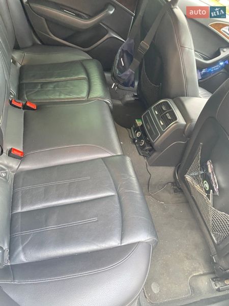 Седан Audi A6 2015 в Долині