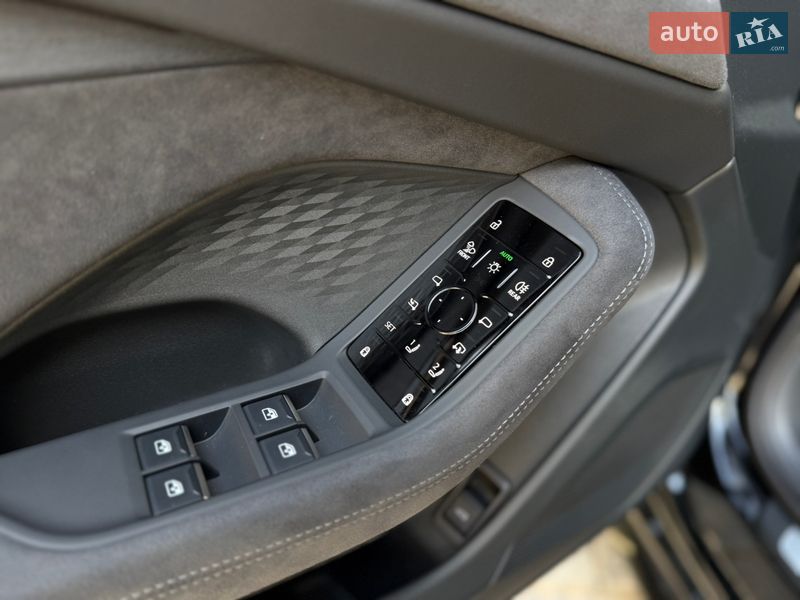 Седан Audi A6 2025 в Львове