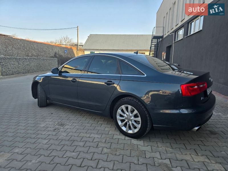 Седан Audi A6 2013 в Черновцах