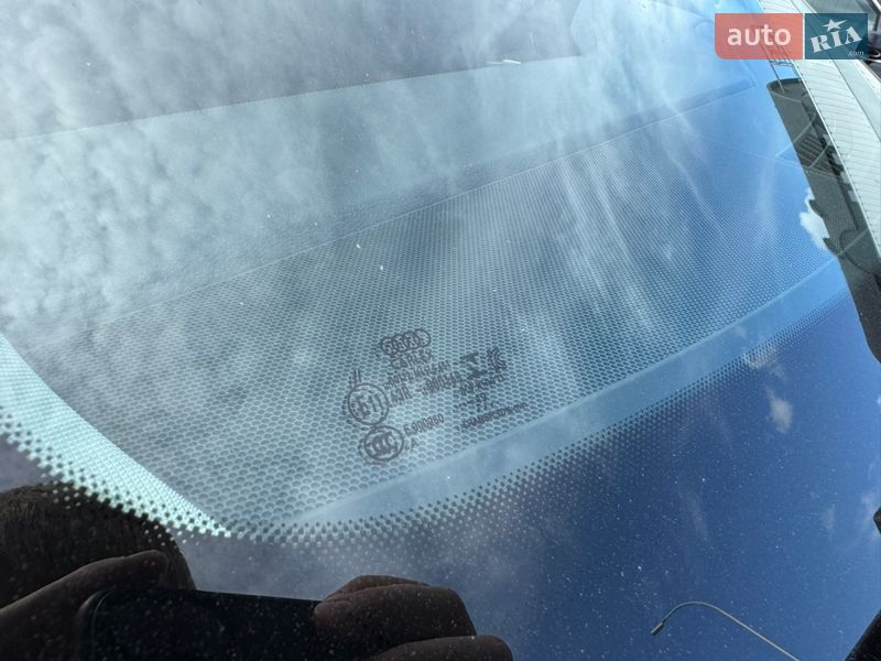 Универсал Audi A6 2019 в Киеве