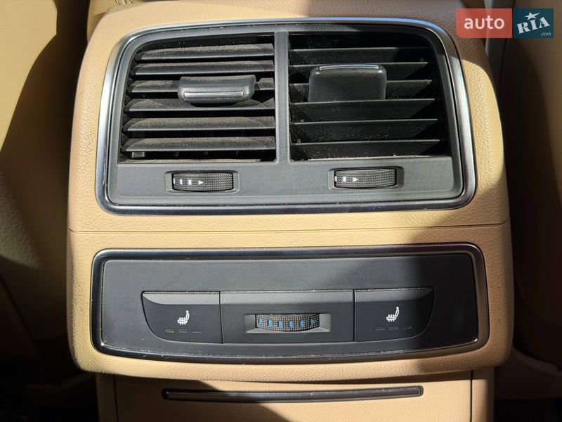 Седан Audi A6 2012 в Киеве