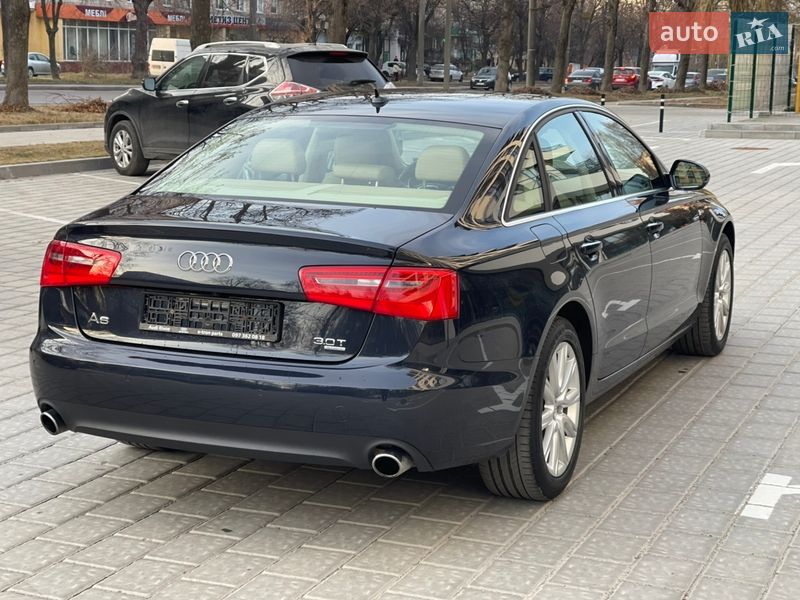 Седан Audi A6 2013 в Ровно