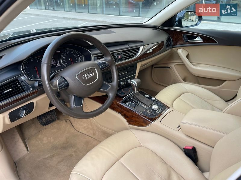 Седан Audi A6 2013 в Ровно