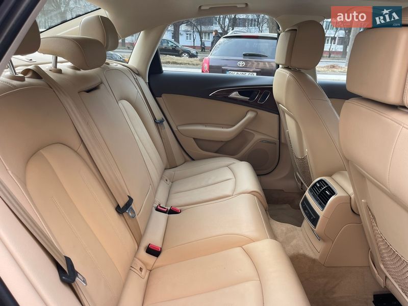Седан Audi A6 2013 в Ровно