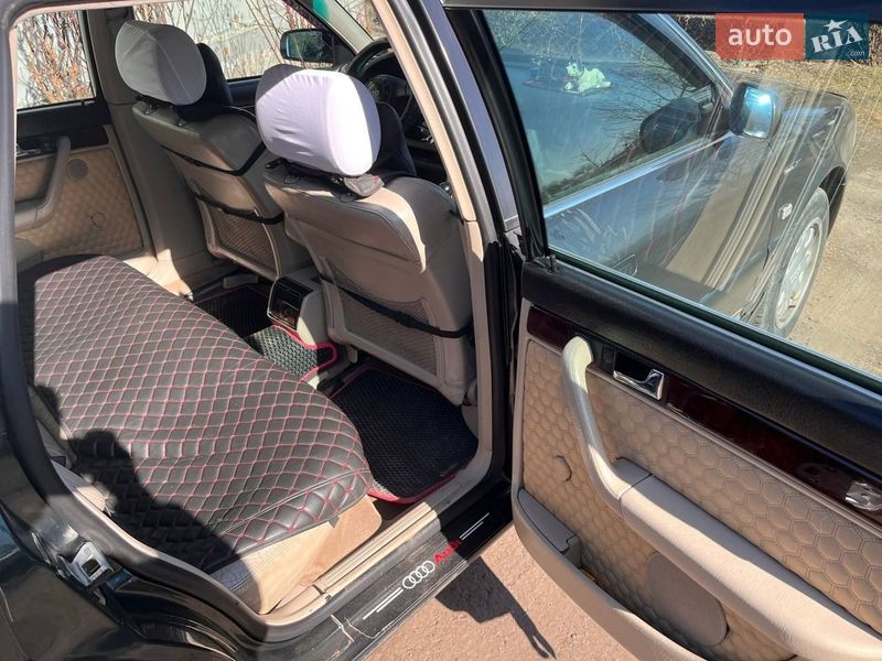 Универсал Audi A6 1996 в Остроге