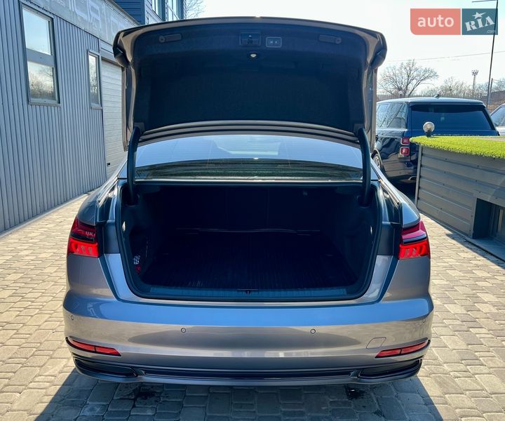 Седан Audi A6 2020 в Киеве