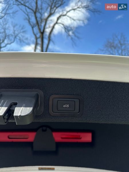 Седан Audi A6 2014 в Львове