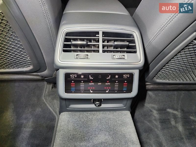 Седан Audi A6 2019 в Киеве