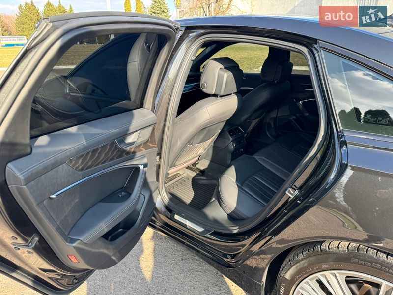 Седан Audi A6 2020 в Ровно