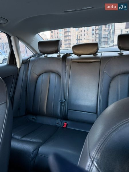 Седан Audi A6 2016 в Киеве