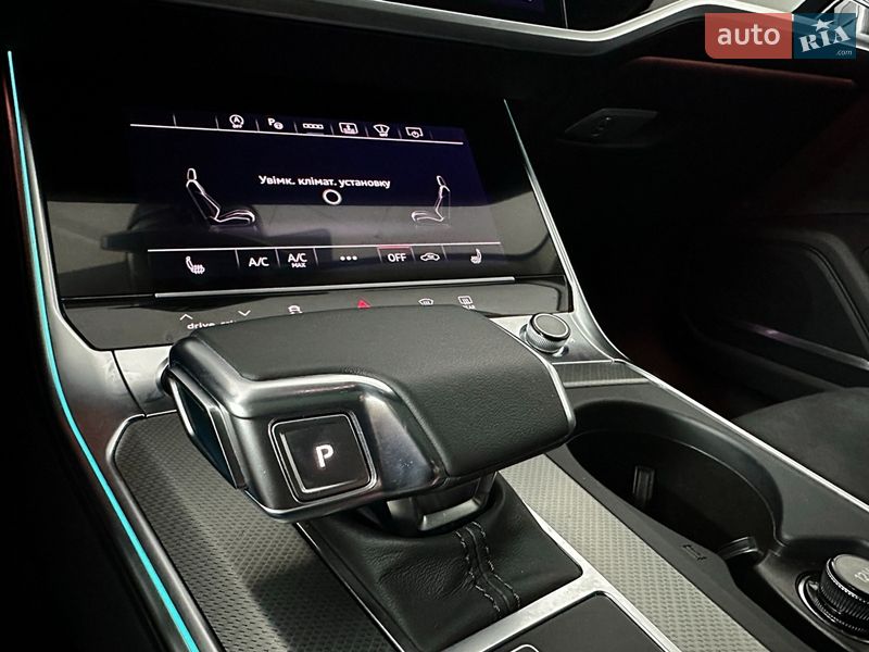 Седан Audi A6 2022 в Казатине