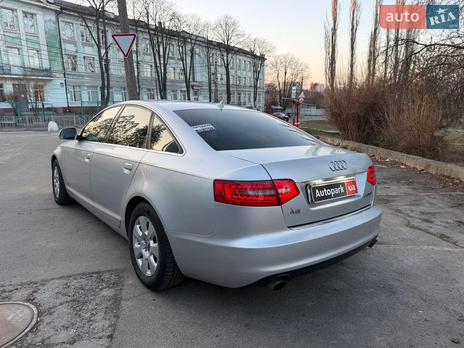 2010 Audi A6 - мініатюра 9