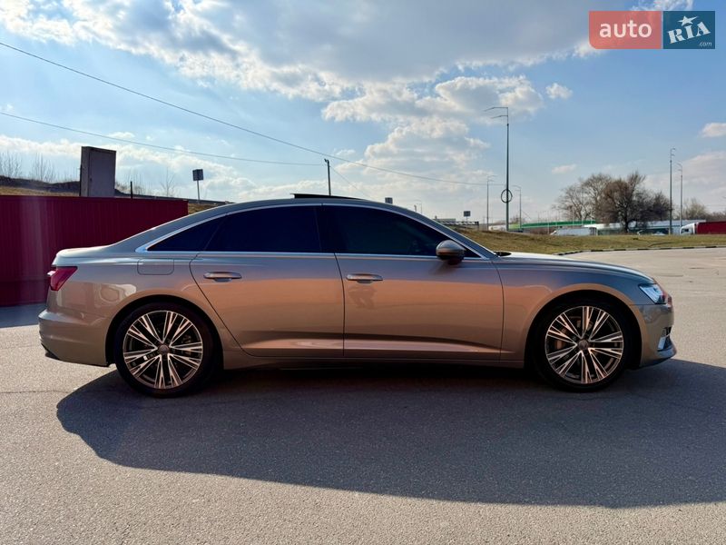 Седан Audi A6 2019 в Киеве