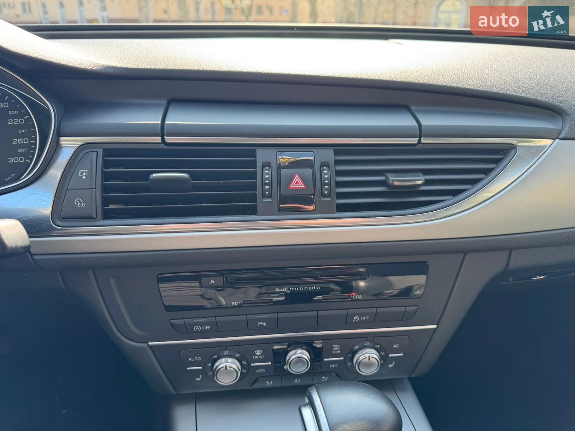 2012 Audi A6 - мініатюра 23