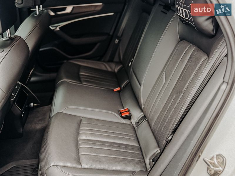 Седан Audi A6 2018 в Одессе