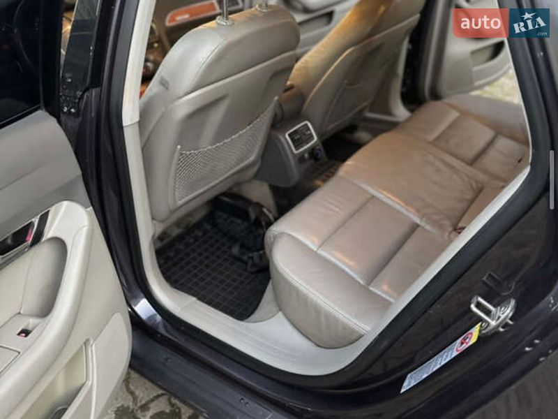 Седан Audi A6 2004 в Чернівцях