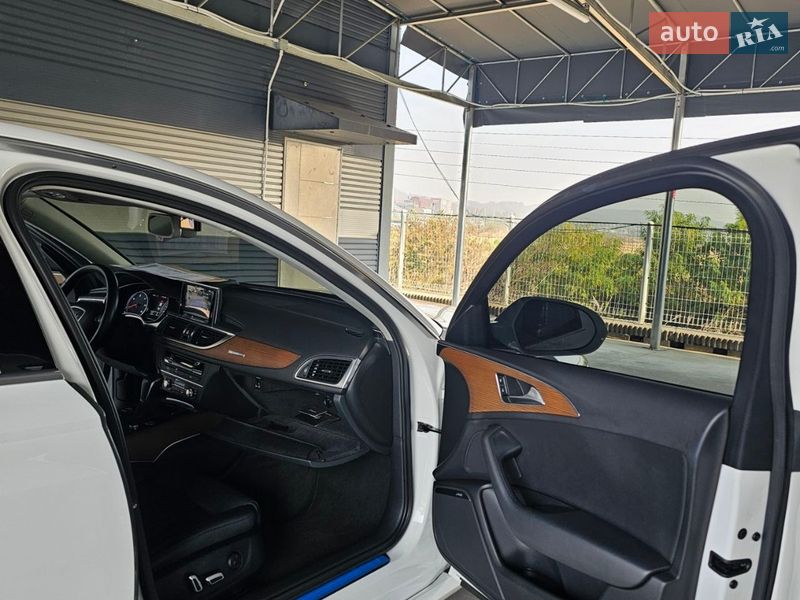 Седан Audi A6 2015 в Шептицькому