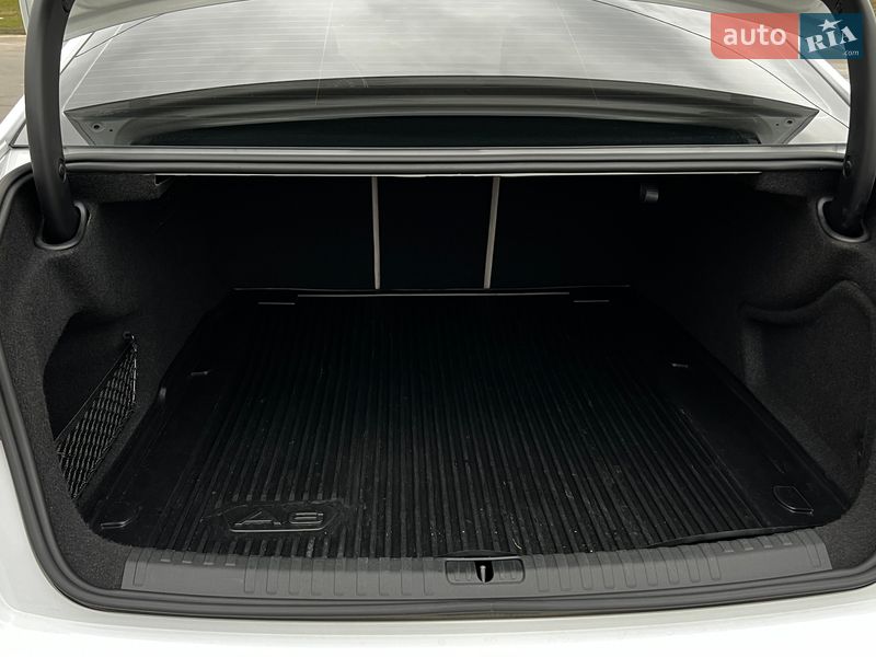 Седан Audi A6 2021 в Киеве