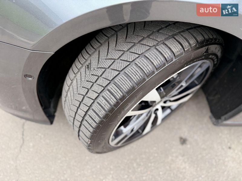 Седан Audi A6 2022 в Киеве