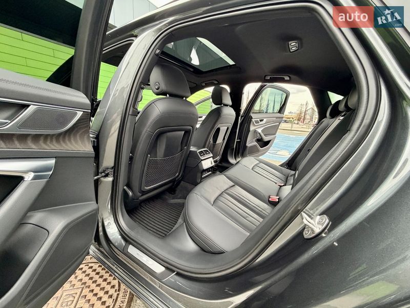 Седан Audi A6 2022 в Киеве