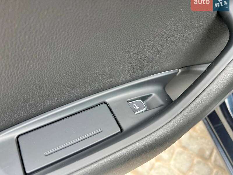 Седан Audi A6 2011 в Львове