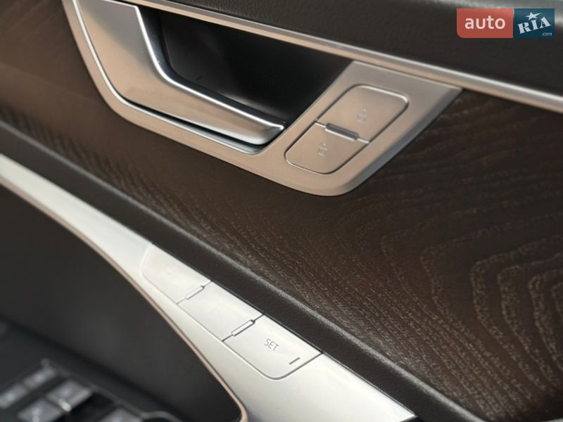 Седан Audi A6 2019 в Львові