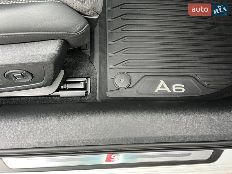 Седан Audi A6 2021 в Львове
