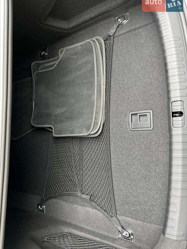 Седан Audi A6 2021 в Львове