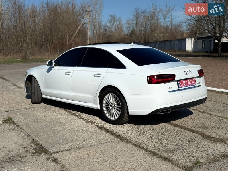 Седан Audi A6 2016 в Краснограді