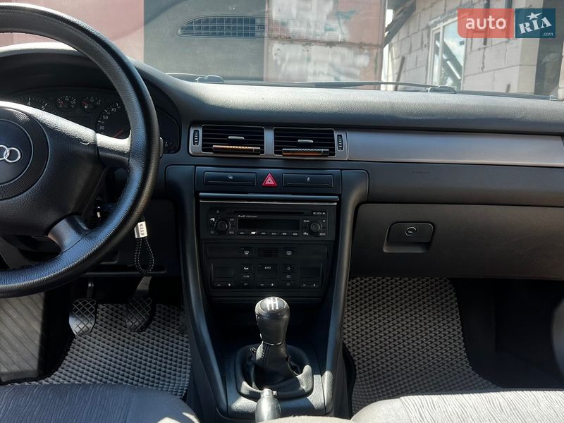 Седан Audi A6 2000 в Києві фото 12 Седан Audi A6 2000 в Києві