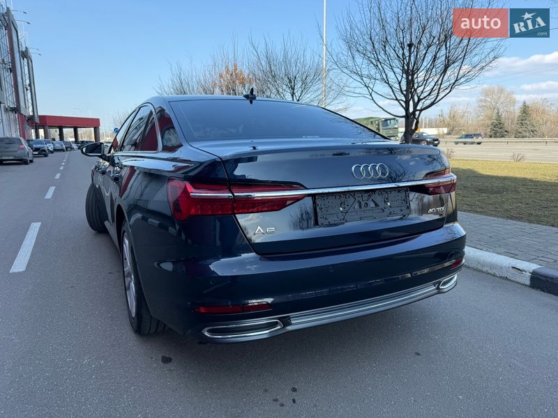 Седан Audi A6 2023 в Киеве