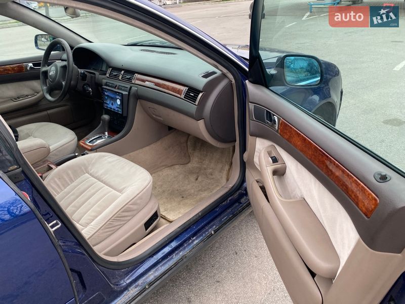 Універсал Audi A6 2000 в Житомирі