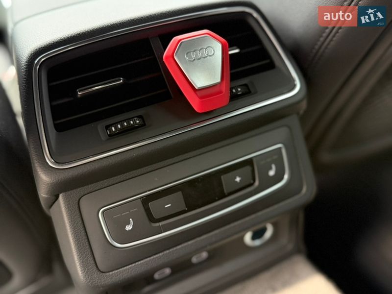 Седан Audi A6 2021 в Киеве