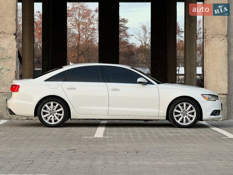 Седан Audi A6 2014 в Львове