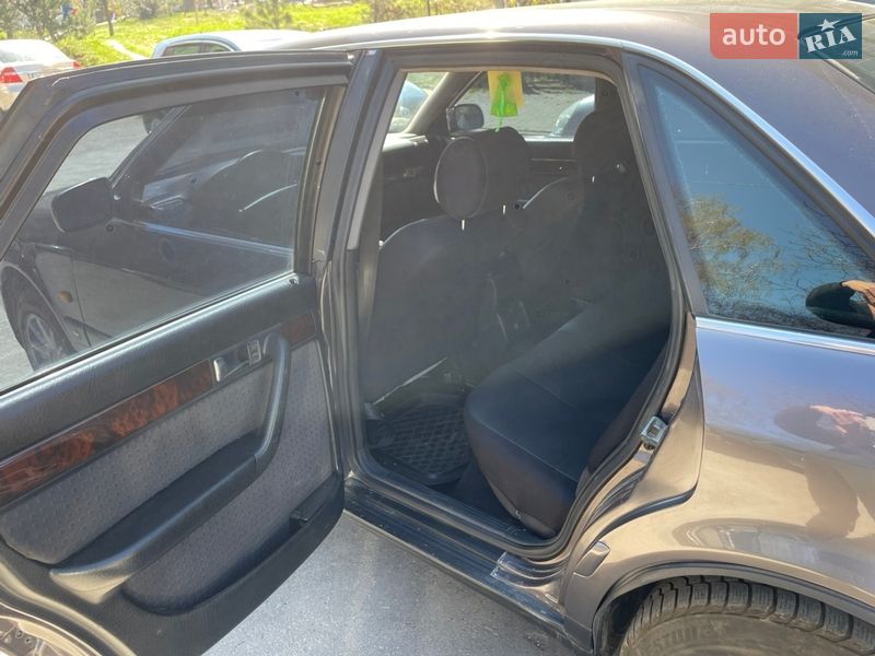 Седан Audi A6 1996 в Львові