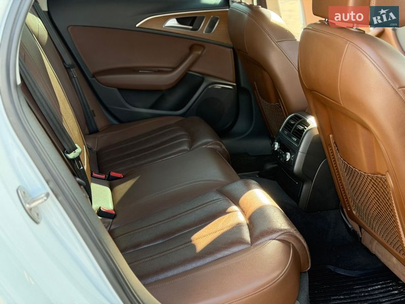Седан Audi A6 2015 в Львові