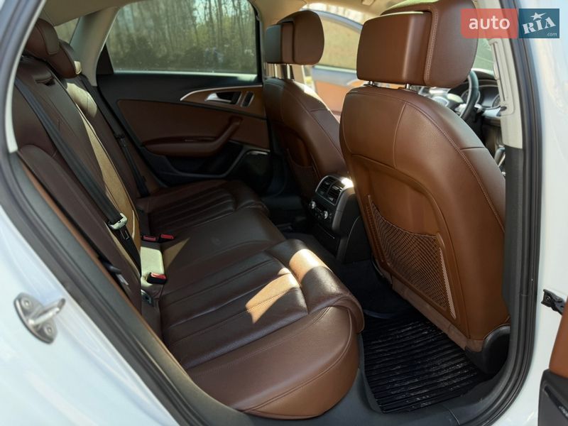 Седан Audi A6 2015 в Львові
