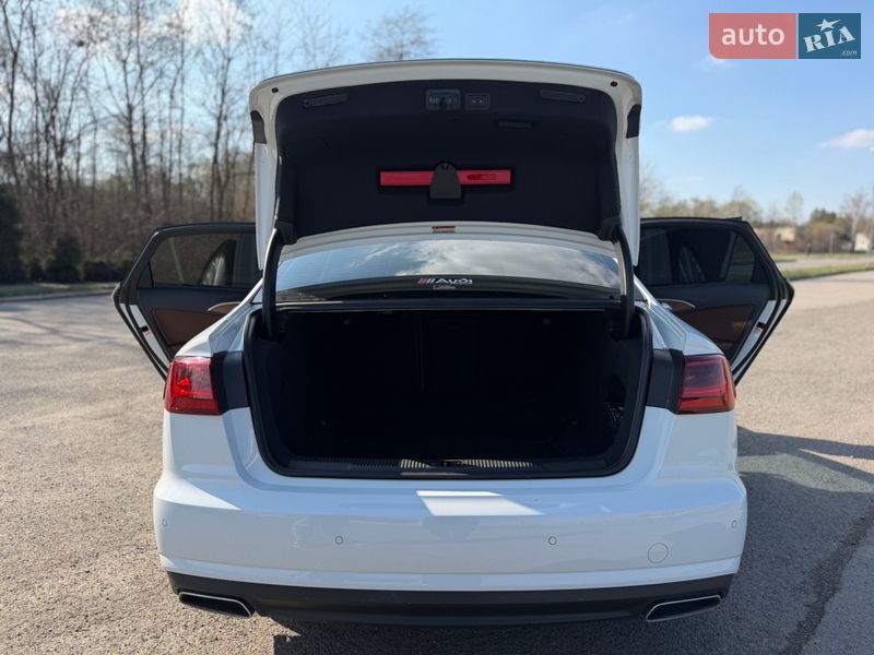 Седан Audi A6 2015 в Львові