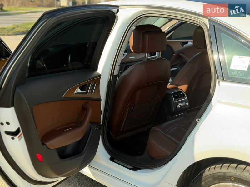 Седан Audi A6 2015 в Львові