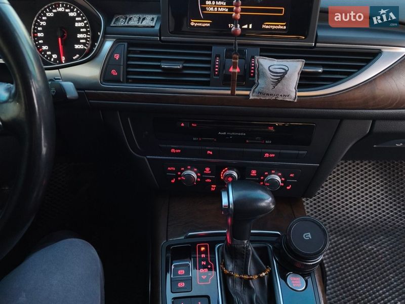 Седан Audi A6 2013 в Звягеле