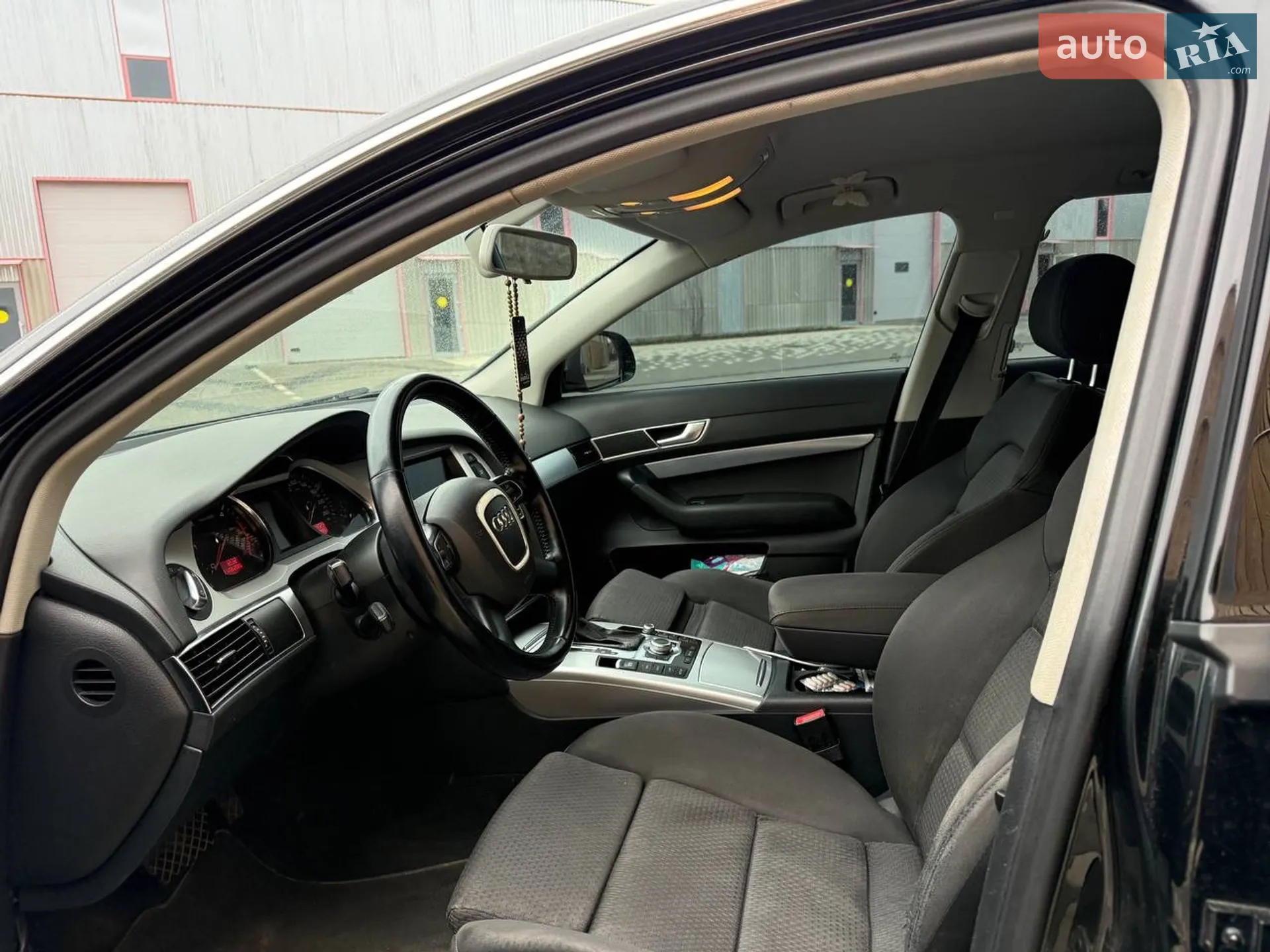 2011 Audi A6 - мініатюра 23