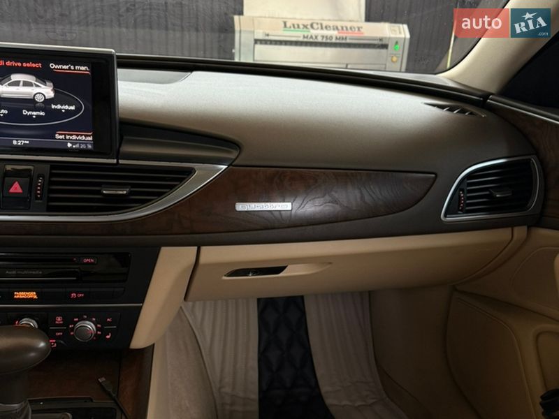 Седан Audi A6 2013 в Яворове
