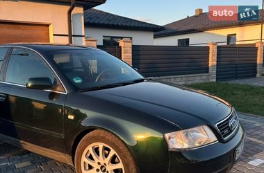 Седан Audi A6 2001 в Вараше