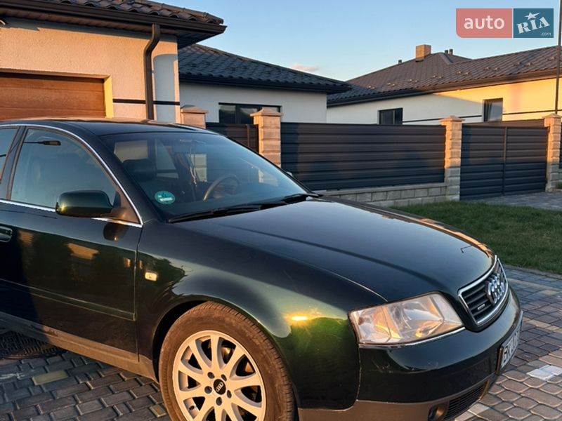 Седан Audi A6 2001 в Вараше