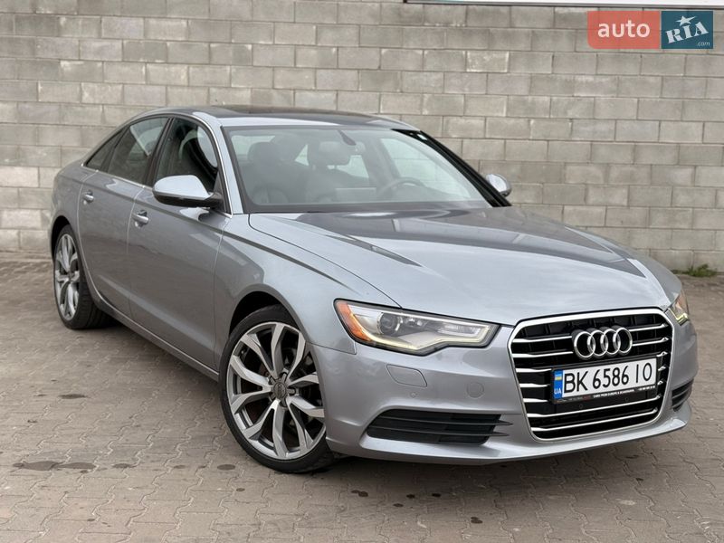 Седан Audi A6 2013 в Дубровице
