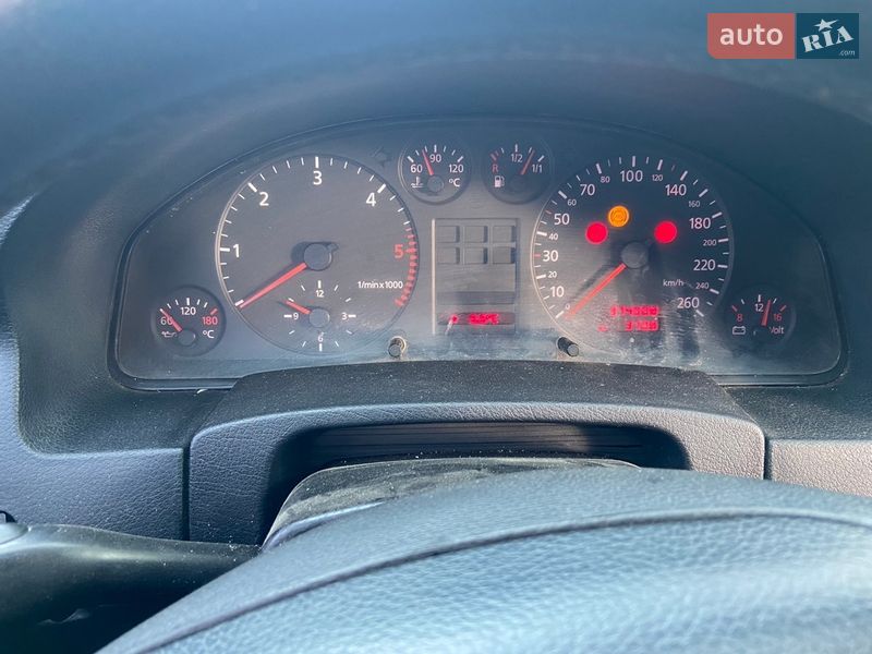 Універсал Audi A6 1999 в Чернівцях