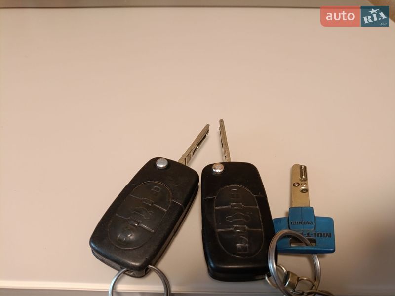 Седан Audi A6 2000 в Хмельницькому