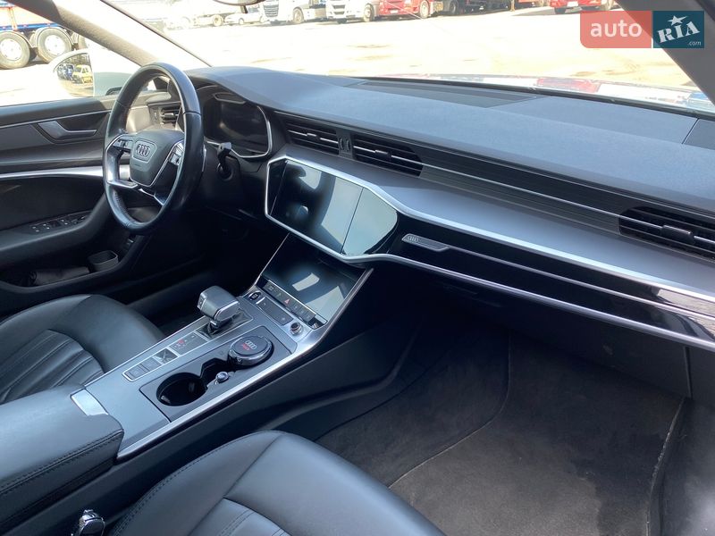 Седан Audi A6 2020 в Хмельницком