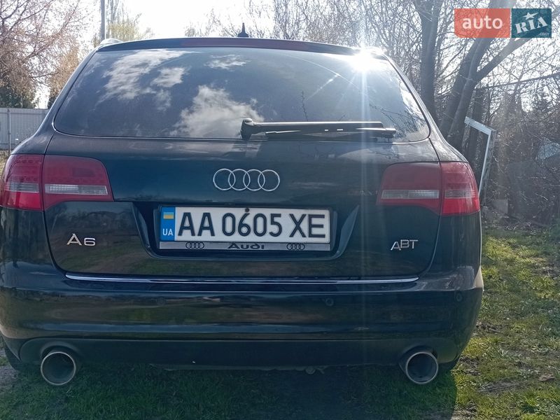 Универсал Audi A6 2010 в Гатном